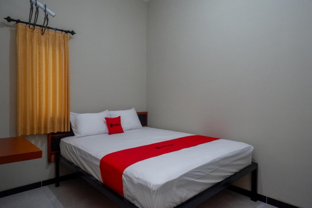 Reddoorz Near Kampus Ump Purwokerto 2 Hotel Sumbang Exterior photo