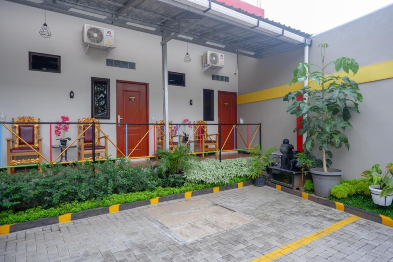 Reddoorz Near Kampus Ump Purwokerto 2 Hotel Sumbang Exterior photo