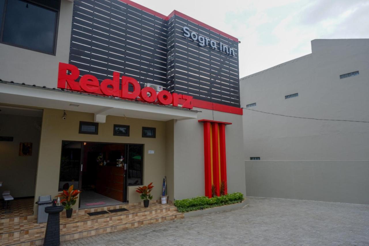 Reddoorz Near Kampus Ump Purwokerto 2 Hotel Sumbang Exterior photo