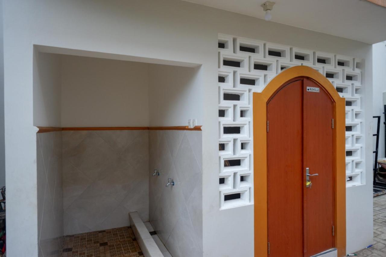 Reddoorz Near Kampus Ump Purwokerto 2 Hotel Sumbang Exterior photo