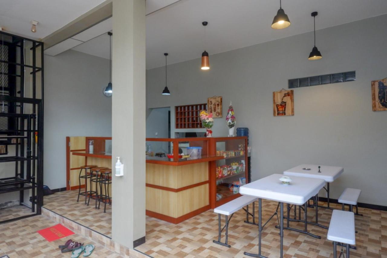 Reddoorz Near Kampus Ump Purwokerto 2 Hotel Sumbang Exterior photo